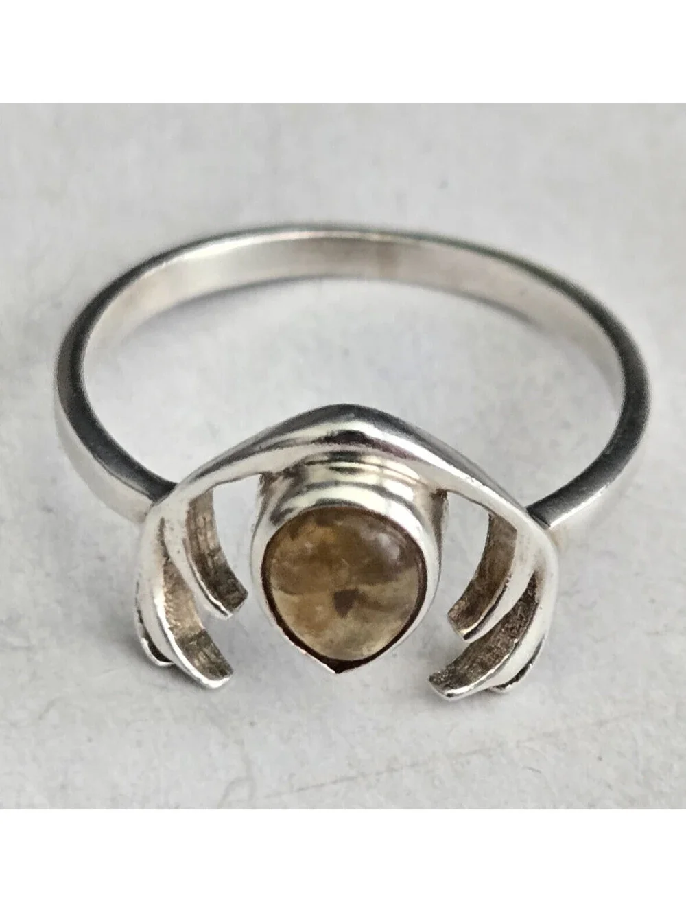 Unique Hand-Crafted Vintage Sterling Silver Deer Antler Ring - Size 7.75